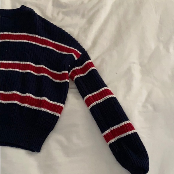 blue, white, and red sweater - Picture 2 of 3